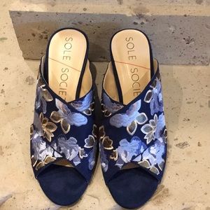 Sole Society Floral Slide